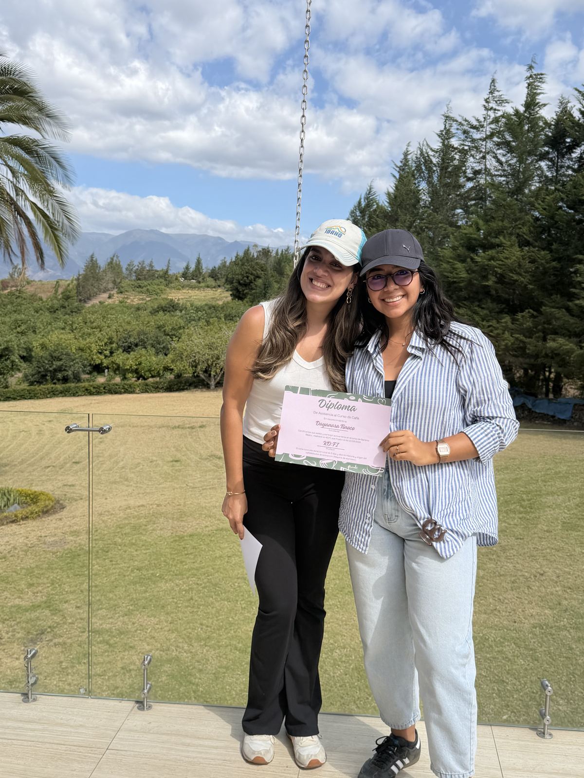 Graduadas del curso de barismo